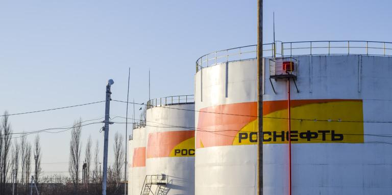 Какво спъва преговорите за евроембарго за руския петрол